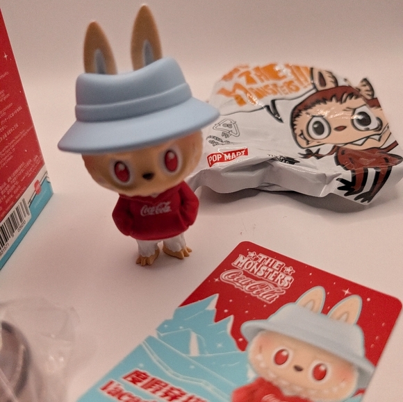 NWT Pop Mart | Labubu The Monsters Coca Cola Series Confirmed Vacation Fit - Picture 4 of 4